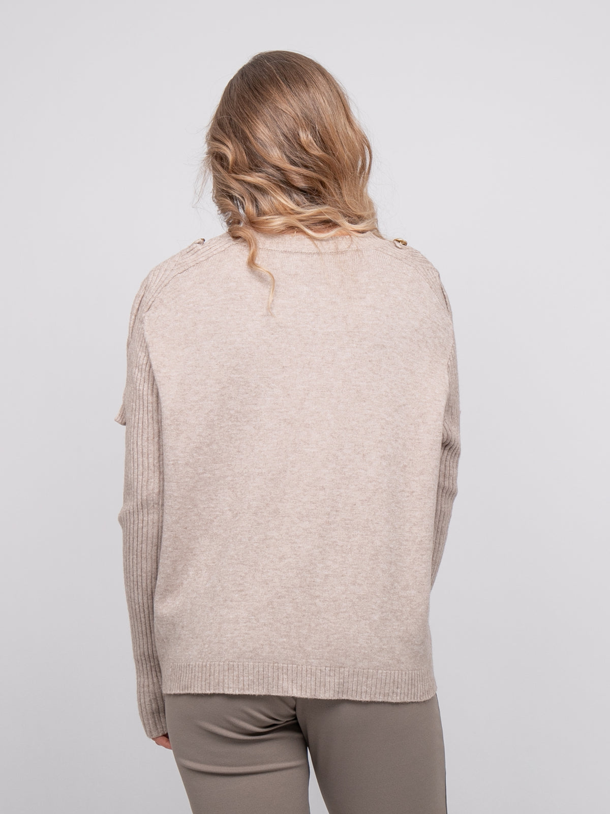 #color_beige