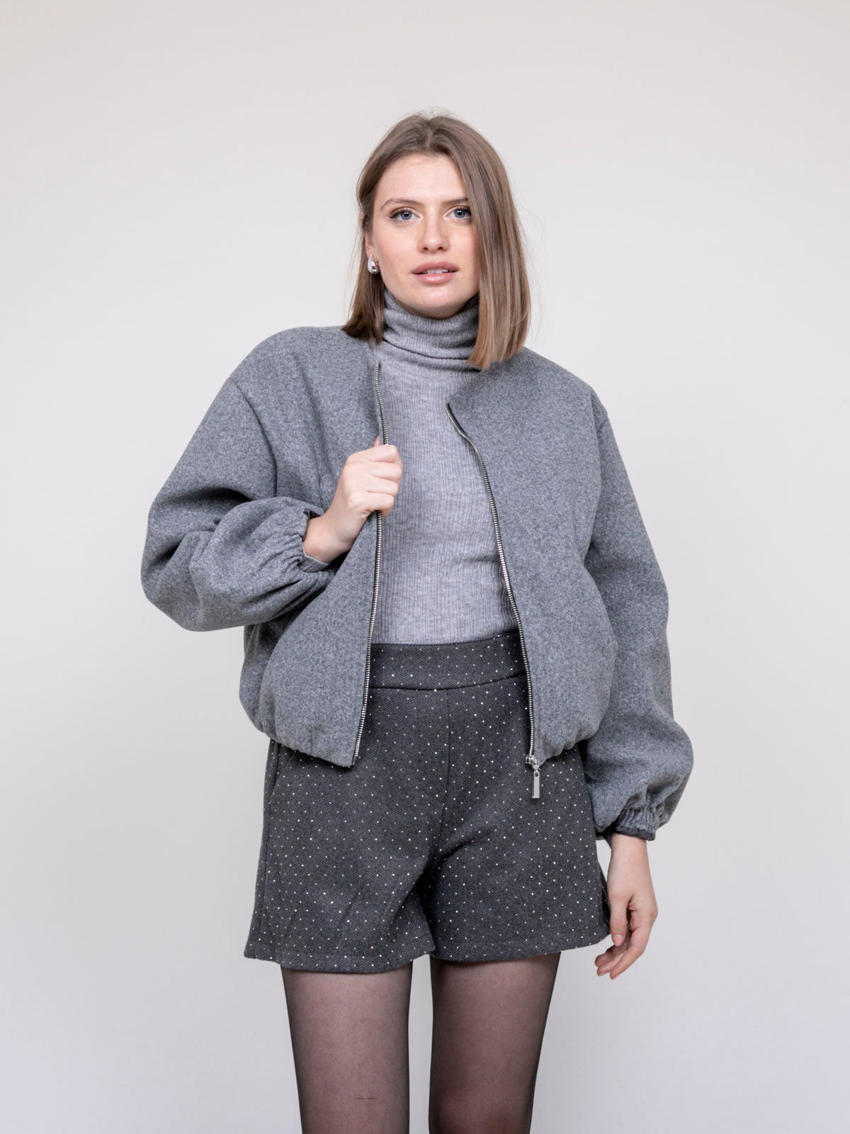 #color_gris