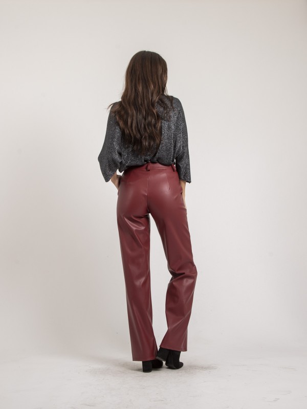 Pantalon droit simili cuir...