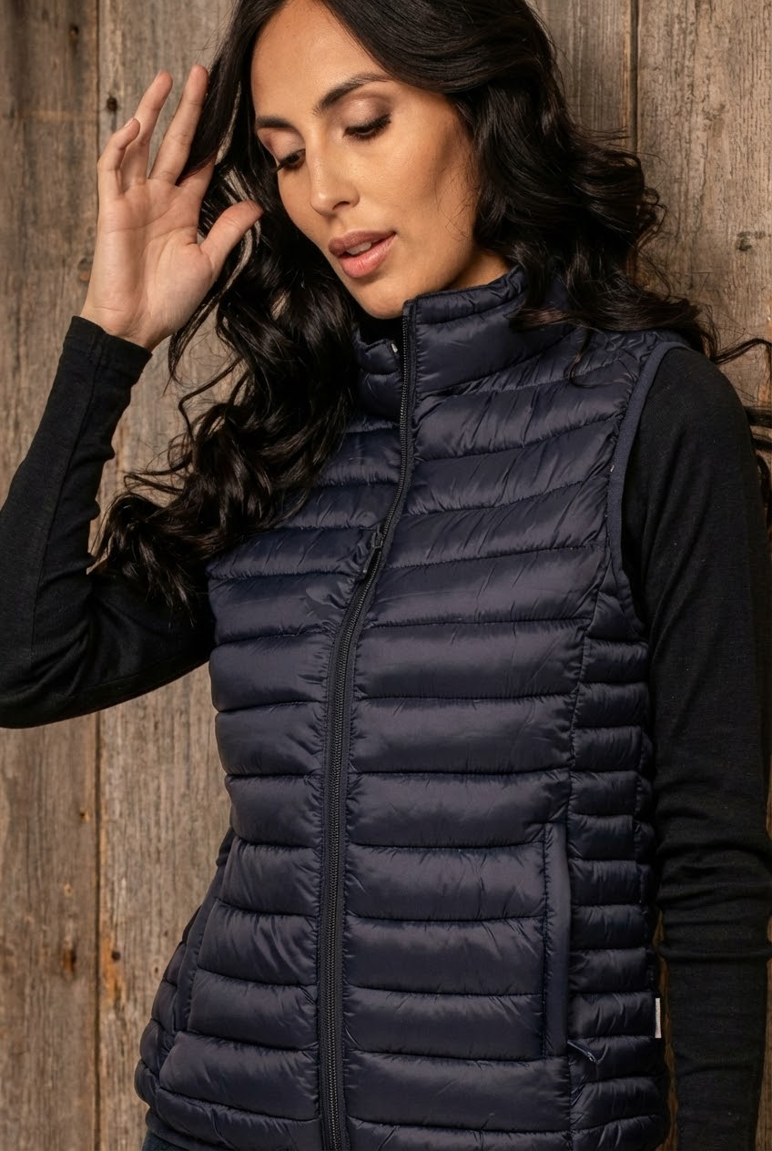 Doudoune : comment rester féminine en hiver