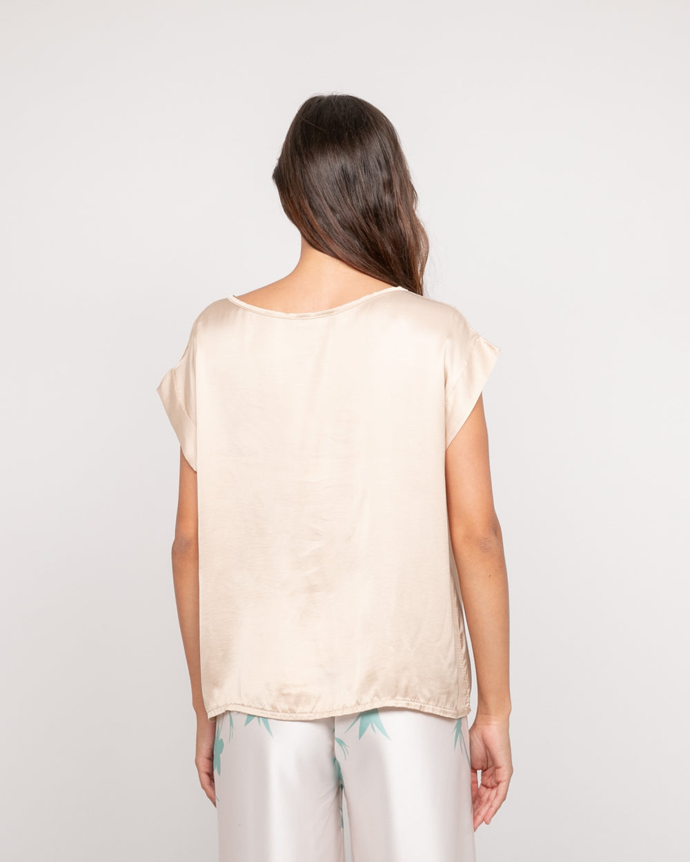 #color_beige