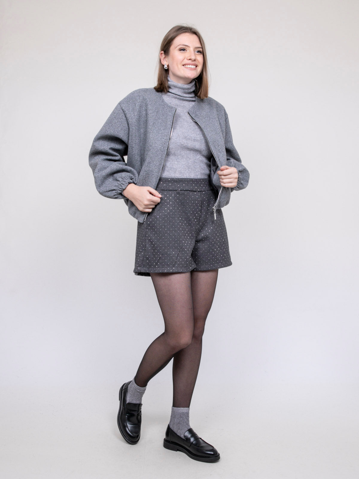 #color_gris