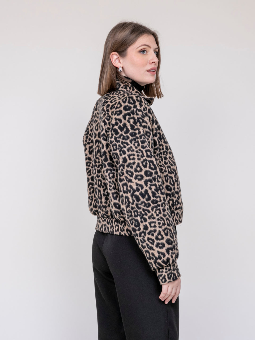 Veste courte imprimé léopard UMADIE