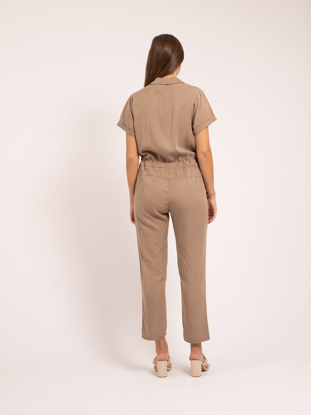 #color_beige
