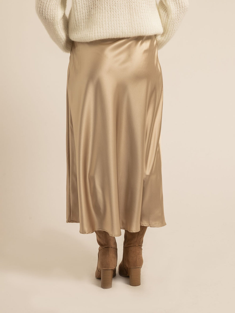 #color_beige