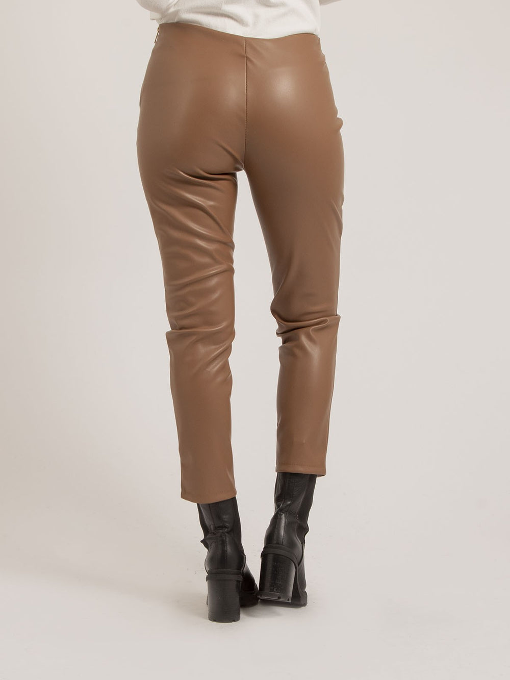 #color_marron