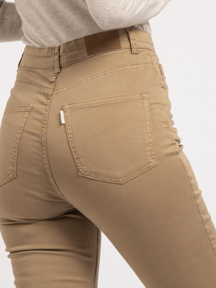 #color_beige