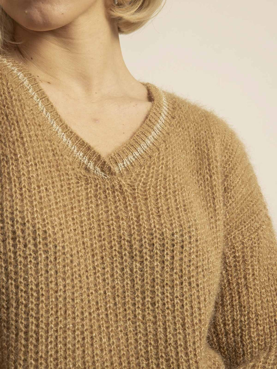 #color_beige