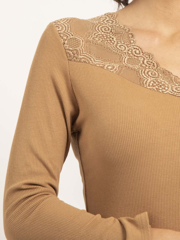 #color_beige