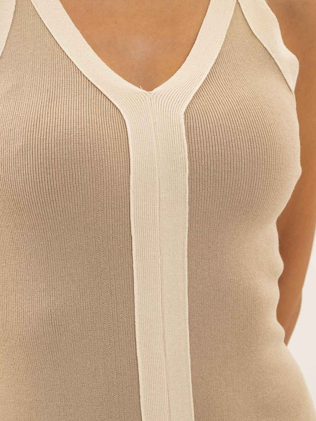 #color_beige