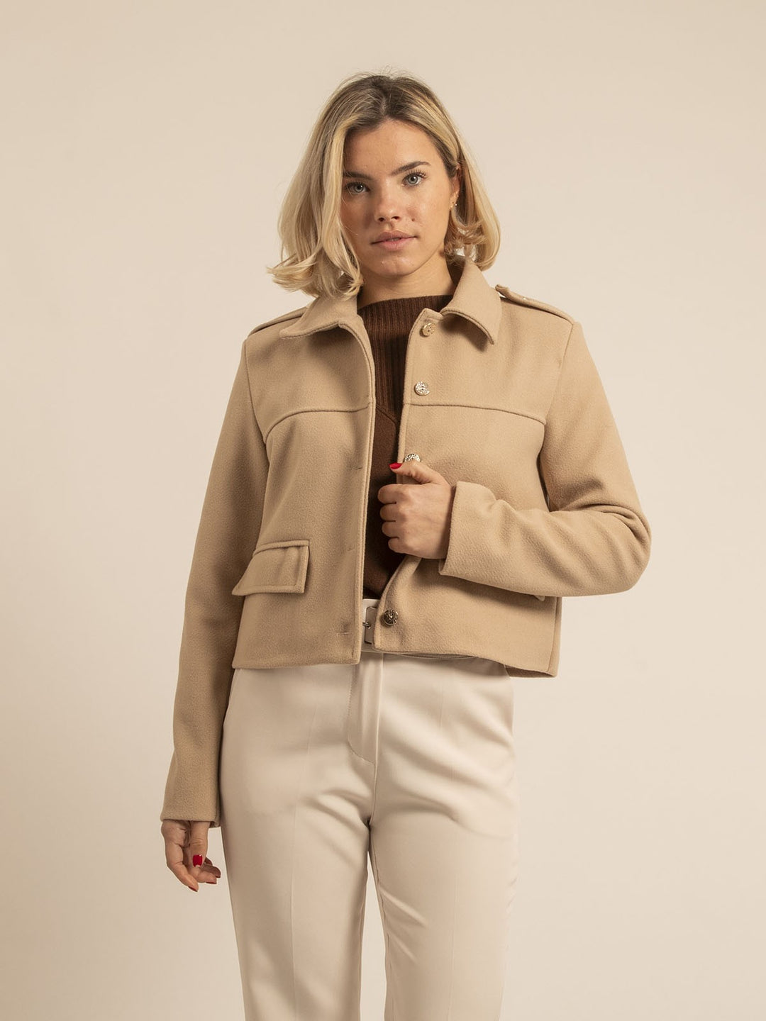 #color_beige