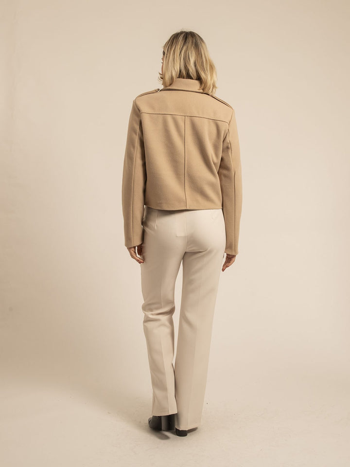 #color_beige