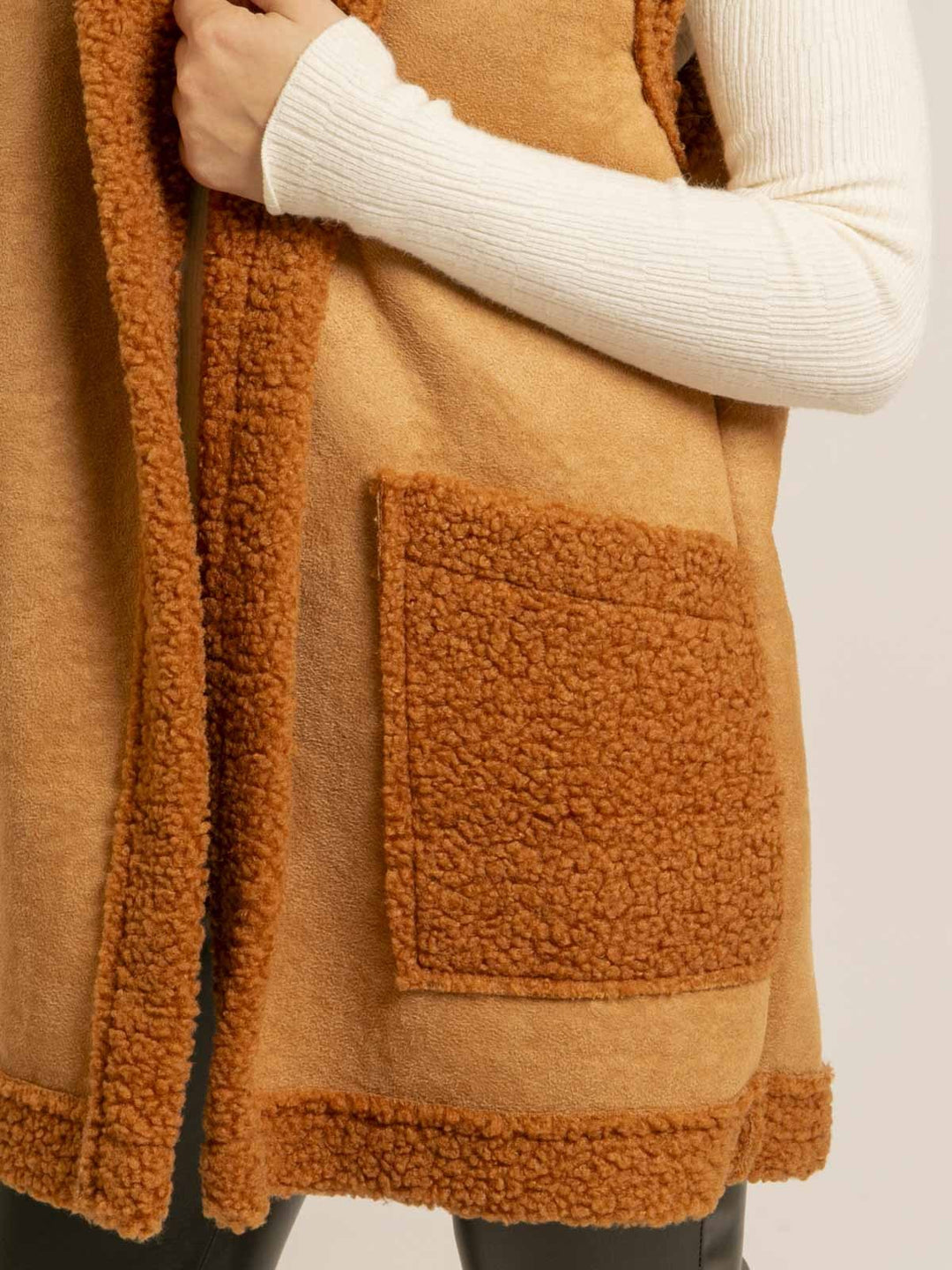 #color_camel